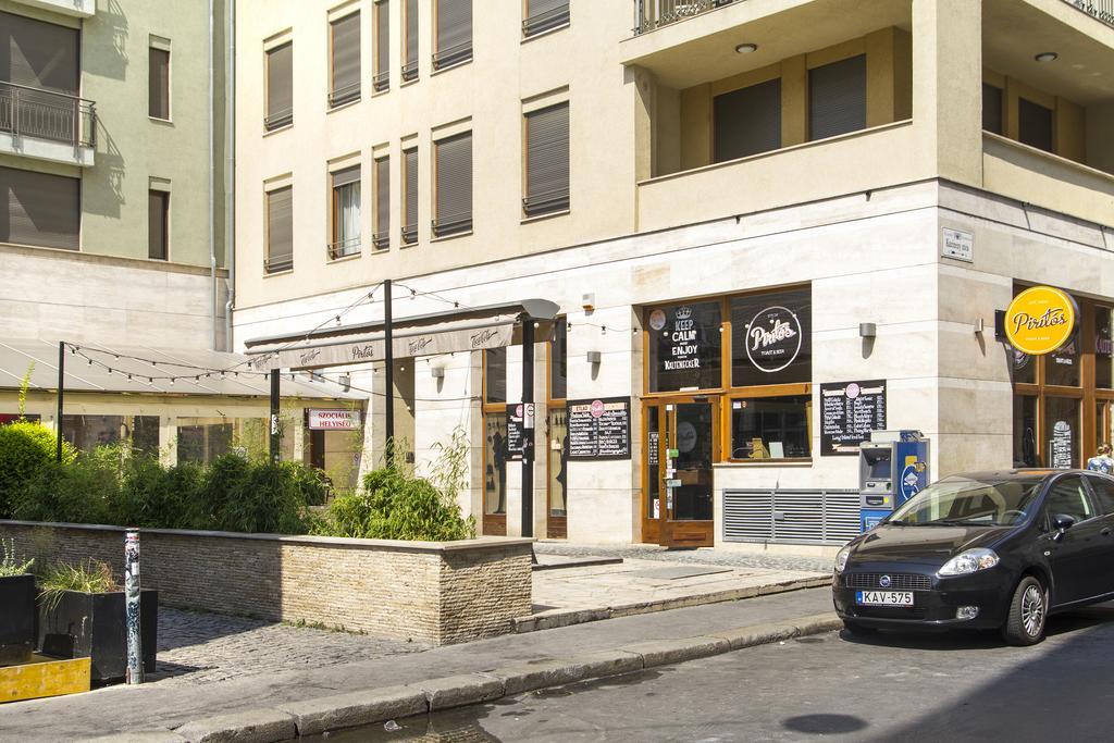 Kazinczy Dream Apartment بودابست المظهر الخارجي الصورة