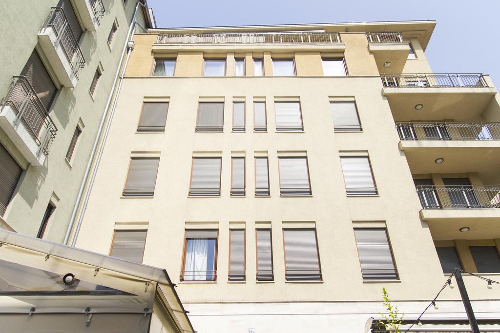 Kazinczy Dream Apartment بودابست المظهر الخارجي الصورة