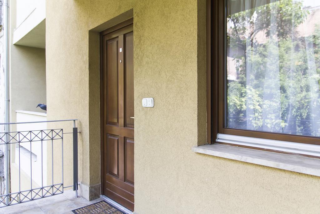 Kazinczy Dream Apartment بودابست المظهر الخارجي الصورة